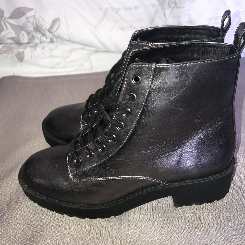 Shimmering Metallic Boots H&M